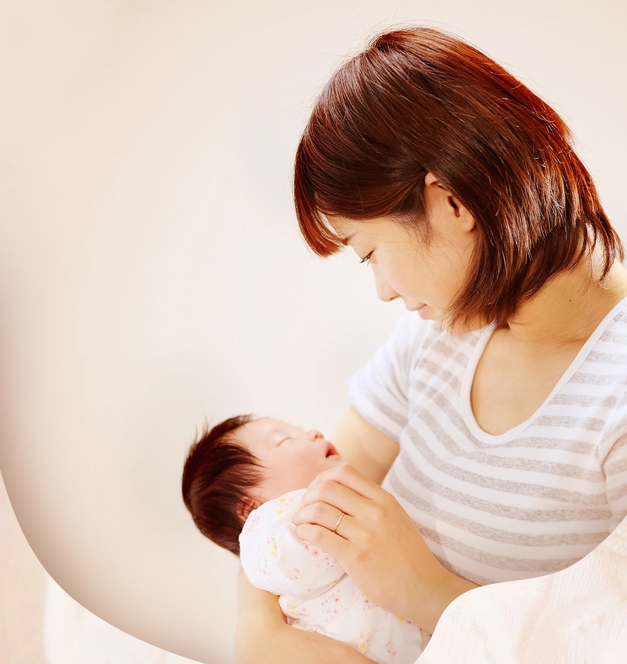 母亲节实景氛围祝福手机海报 (1).jpg